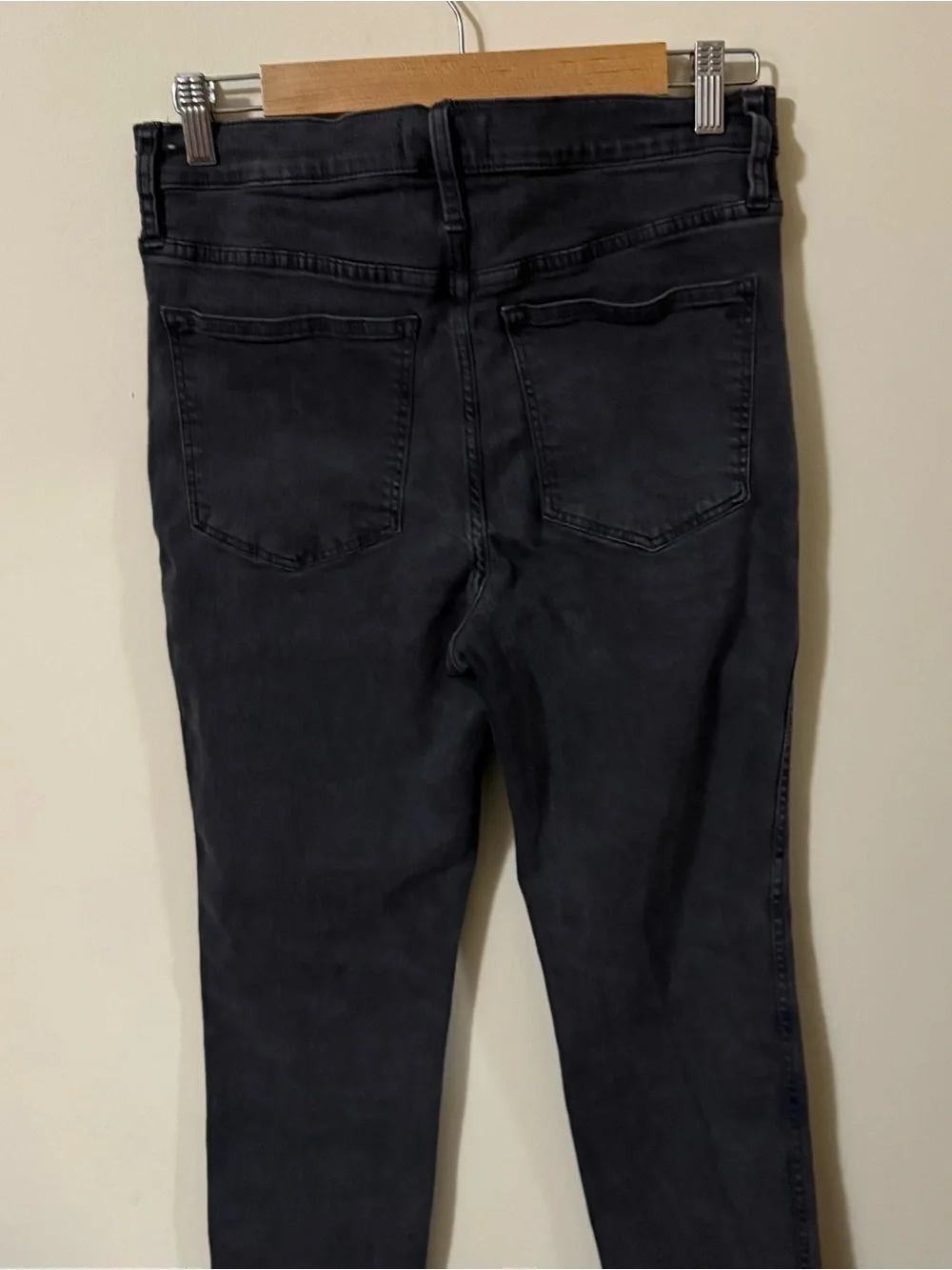 Madewell Black Stovepipe Raw Hem Size 29 Womens Jeans